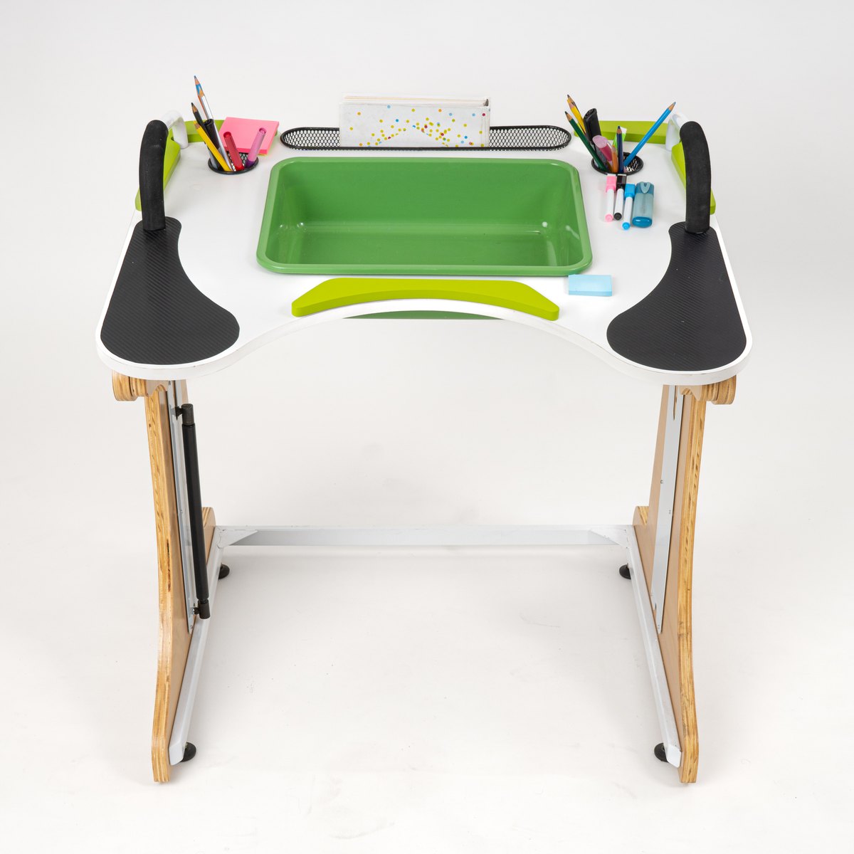 Batea de la Mesa Robbina para explorar materiales y realizar actividades.